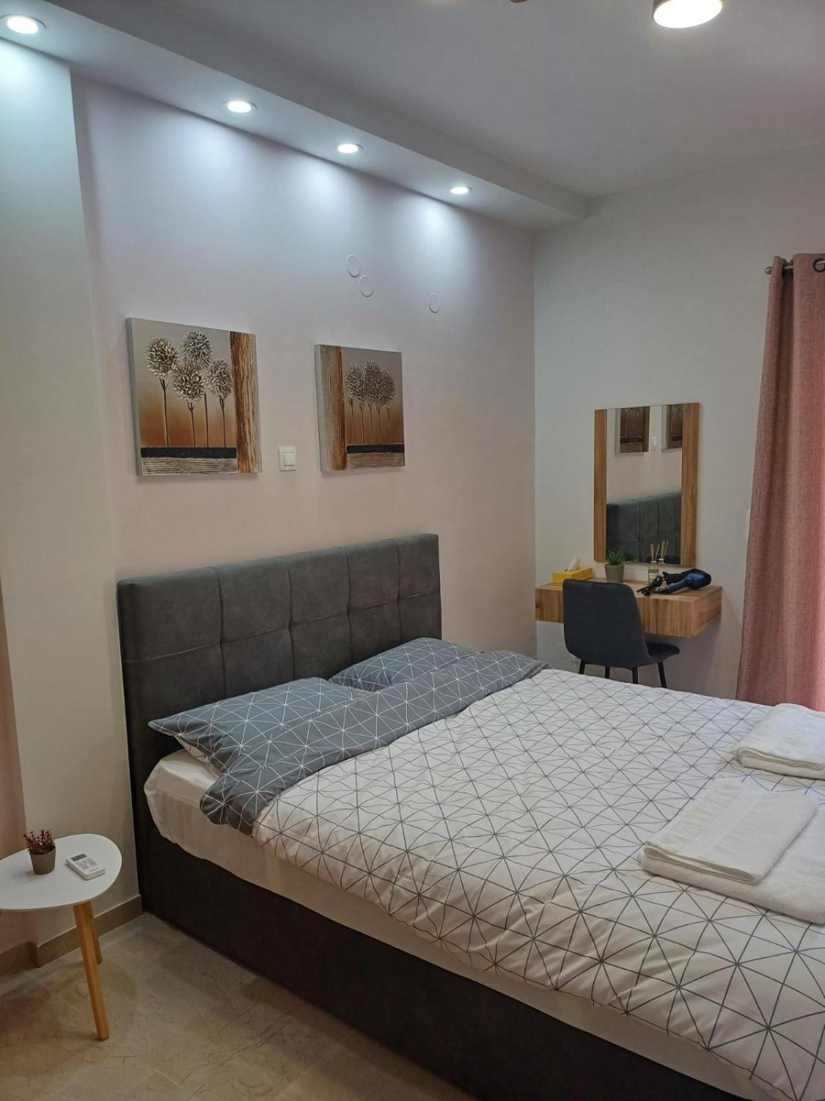 Apartment Elena's Place *
